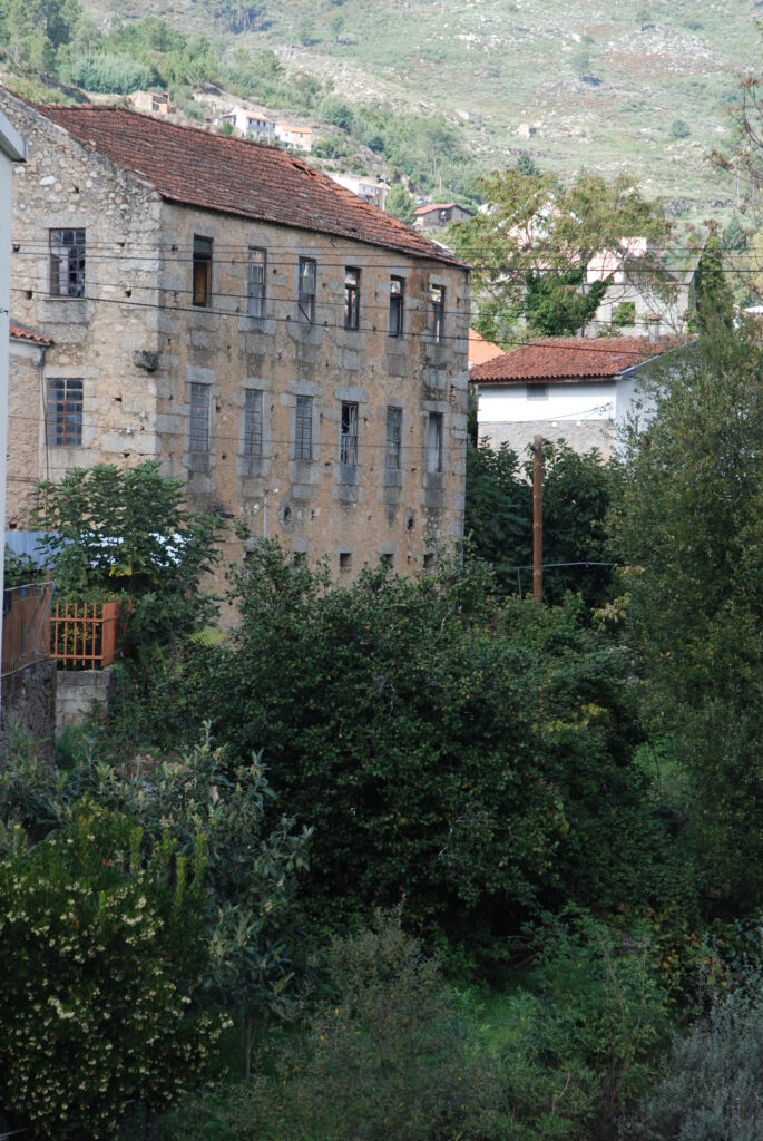 Antiga fábrica de lanifícios